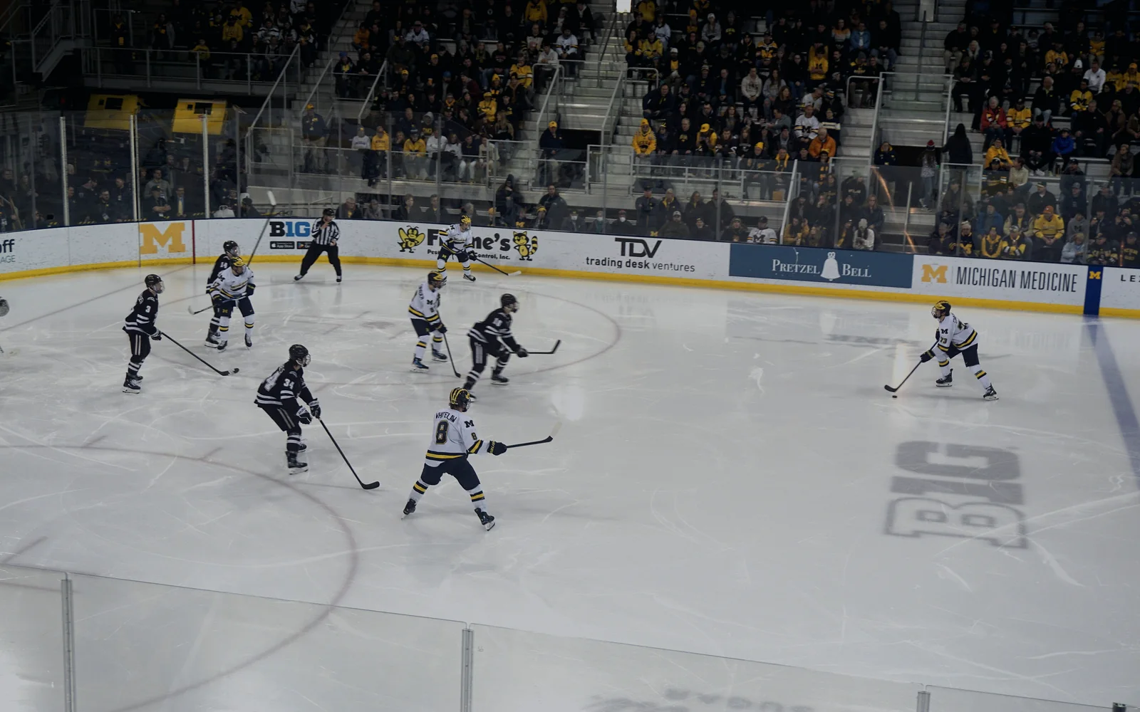 In-game hockey action used to evaluate player fit and decision context